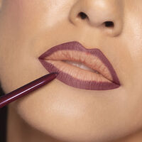 Plush Lipliner Bella